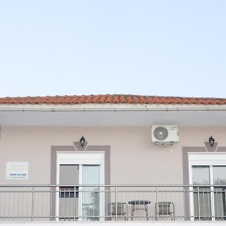Sea Gem Apartment 1 ネオイ・エピヴァタイ エクステリア 写真