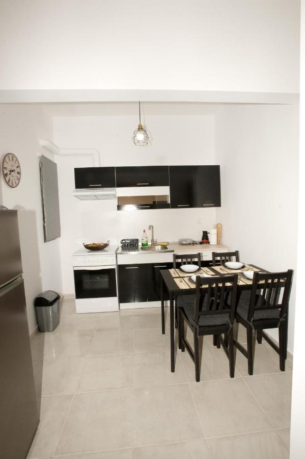 Sea Gem Apartment 1 ネオイ・エピヴァタイ エクステリア 写真