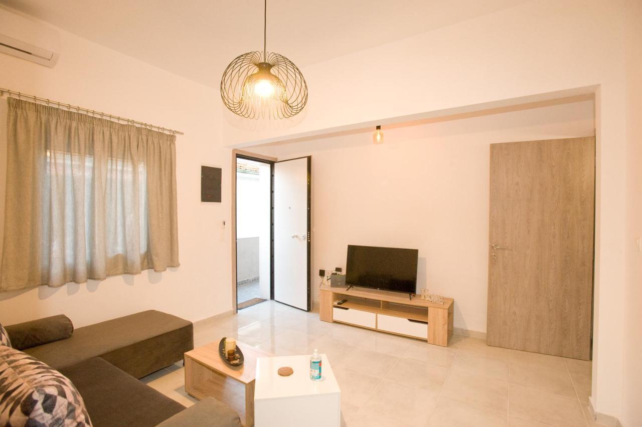 Sea Gem Apartment 1 ネオイ・エピヴァタイ エクステリア 写真